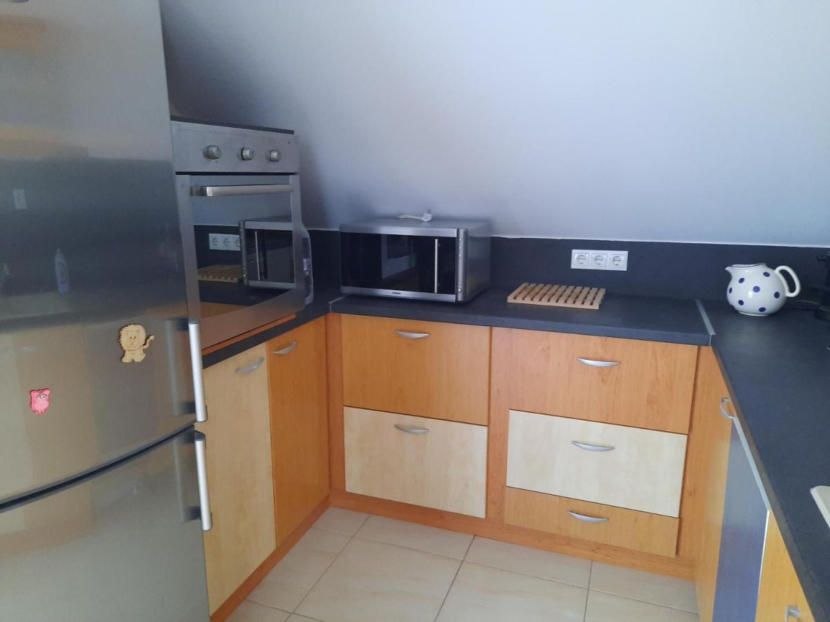 Fitt Apartman Lenti Ngoại thất bức ảnh